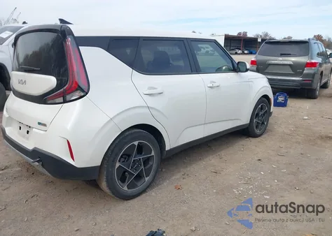 2023 Kia Soul Ex z USA, uszkodzony, nr VIN KNDJ33AUXP7858902